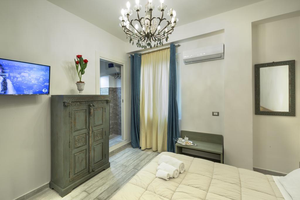 Piazza Martiri Rooms 칼리아리 객실 사진